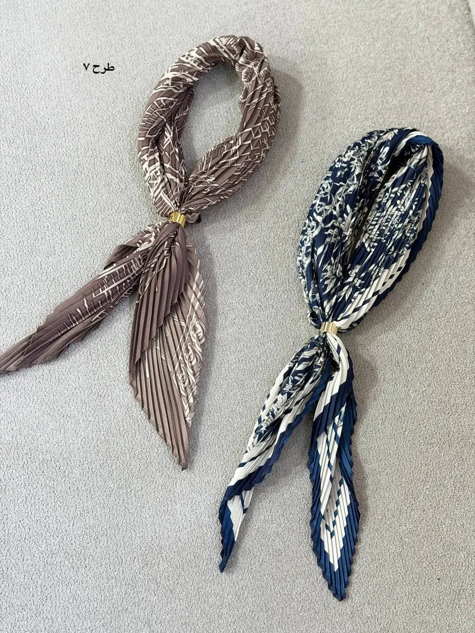 مینی اسکارف ساتن